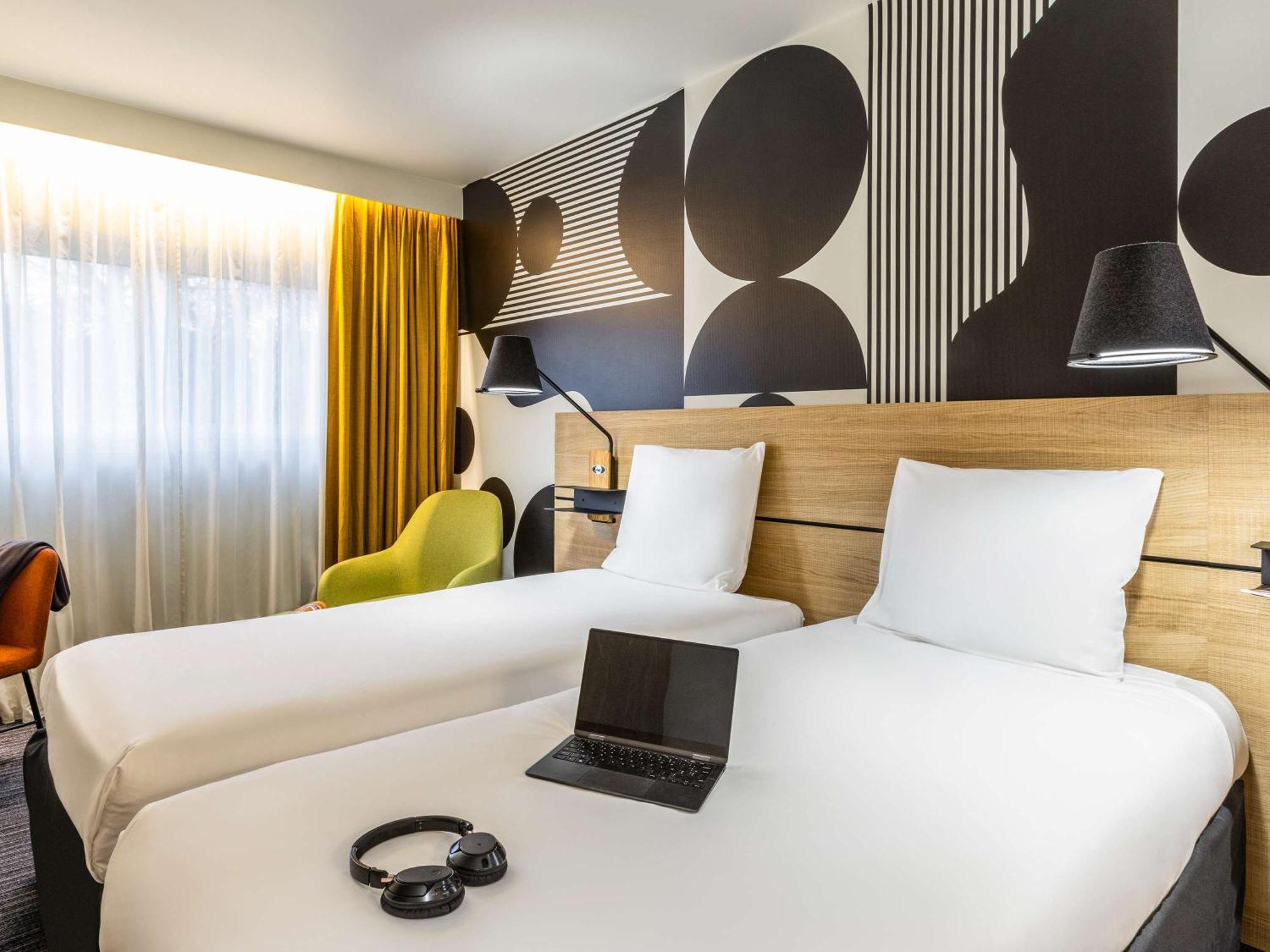 Mercure Centre Hotel 4*
